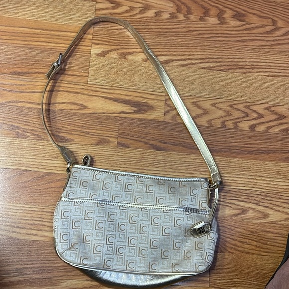 Liz Claiborne Cream & Gold Ladies Bag. Pre-owned. Very clean. Hardly used. - Picture 2 of 7